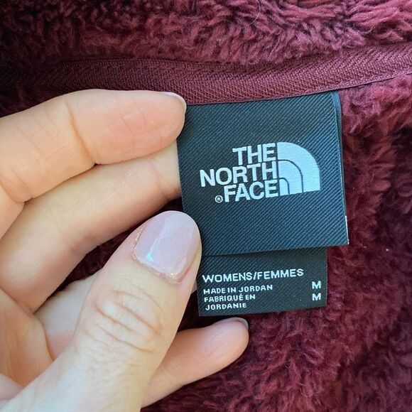 The North Face Furry Jacket Size Medium - Picture 8 of 12
